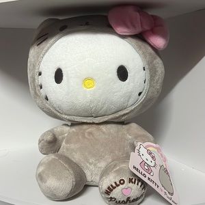 Hello kitty plushie